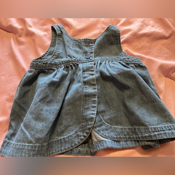 Baby Gap Top - Picture 2 of 3